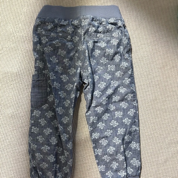 H&M L.O.G.G light blue floral pattern joggers 2 - 3 years. Girls toddler - Picture 5 of 5